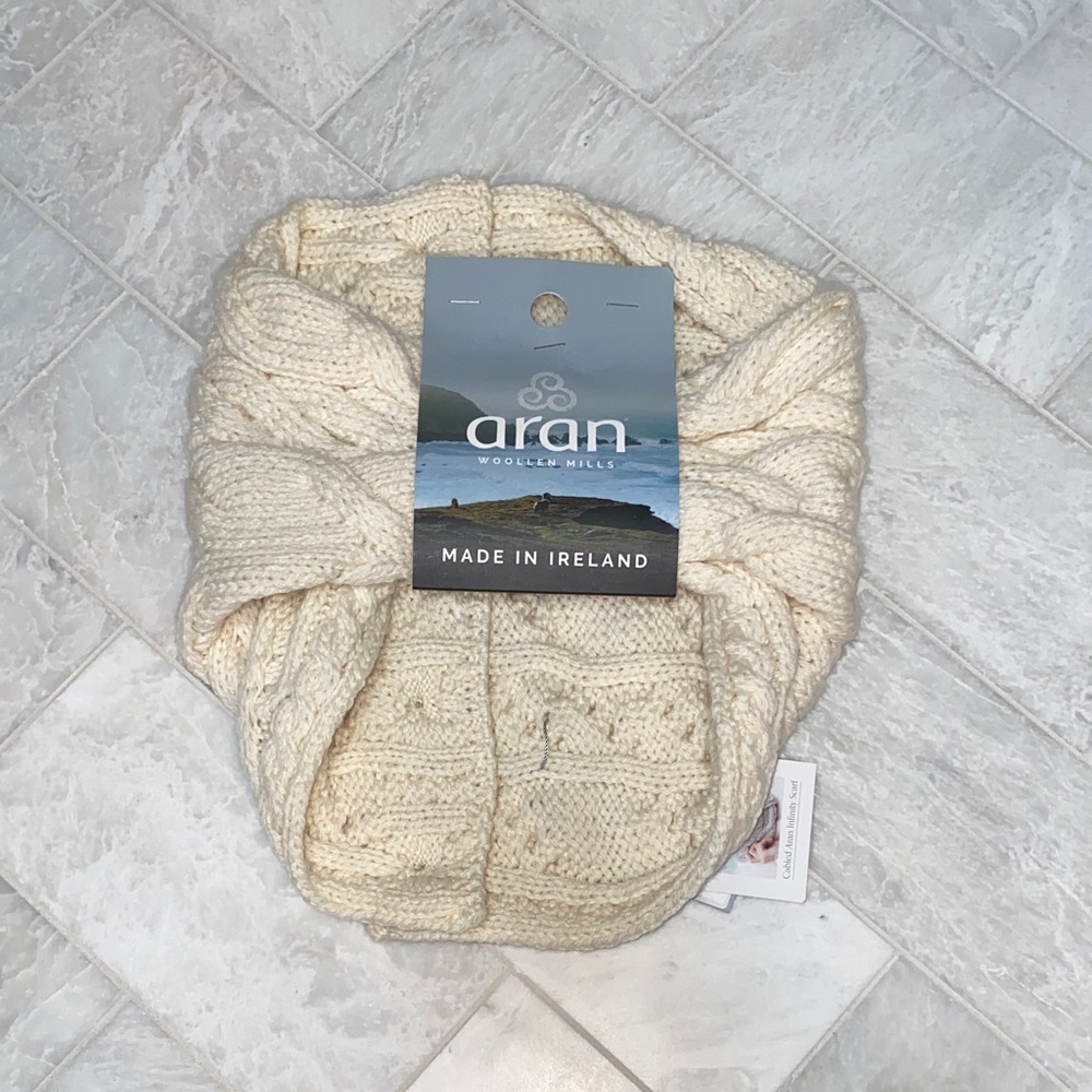 aran cabled infinity scarf